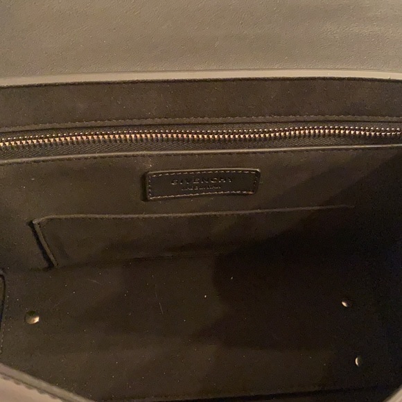 Givenchy Shark Modele shoulder bag with chain-link detailing - Picture 7 of 8